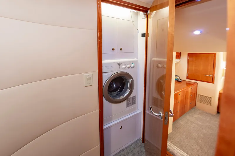 Aces Up Yacht Photos Pics 