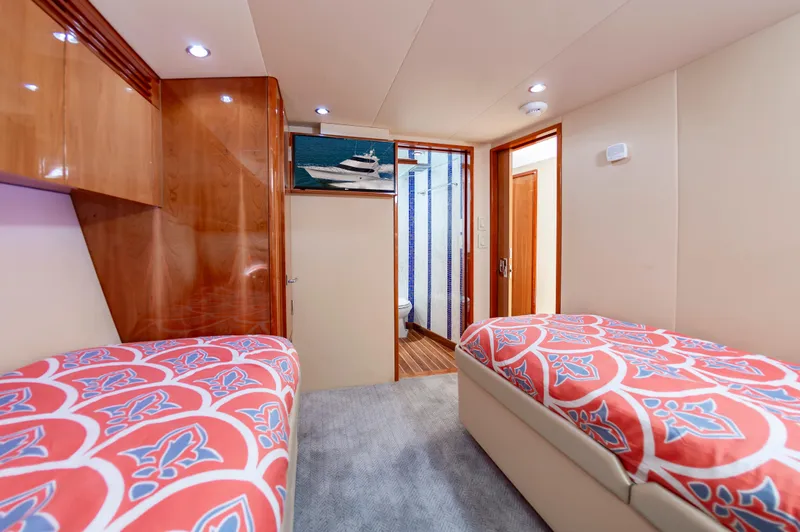 Aces Up Yacht Photos Pics 