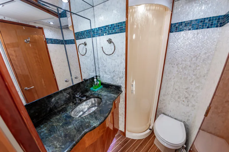 Aces Up Yacht Photos Pics 