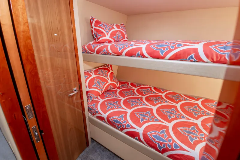 Aces Up Yacht Photos Pics 