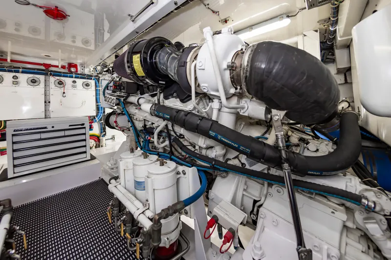 Aces Up Yacht Photos Pics 