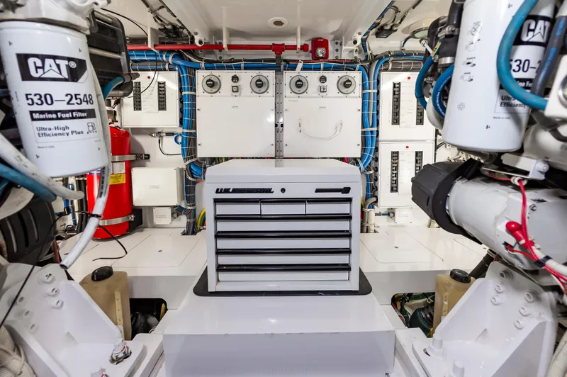 Aces Up Yacht Photos Pics 