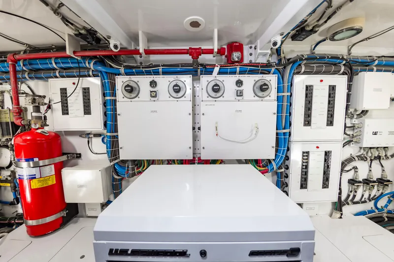 Aces Up Yacht Photos Pics 