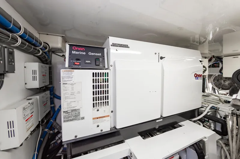 Aces Up Yacht Photos Pics 