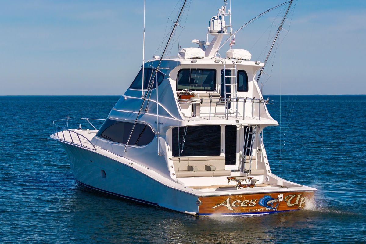 2008 Hatteras 64 