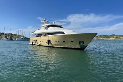 2000 Custom Line Navetta 27