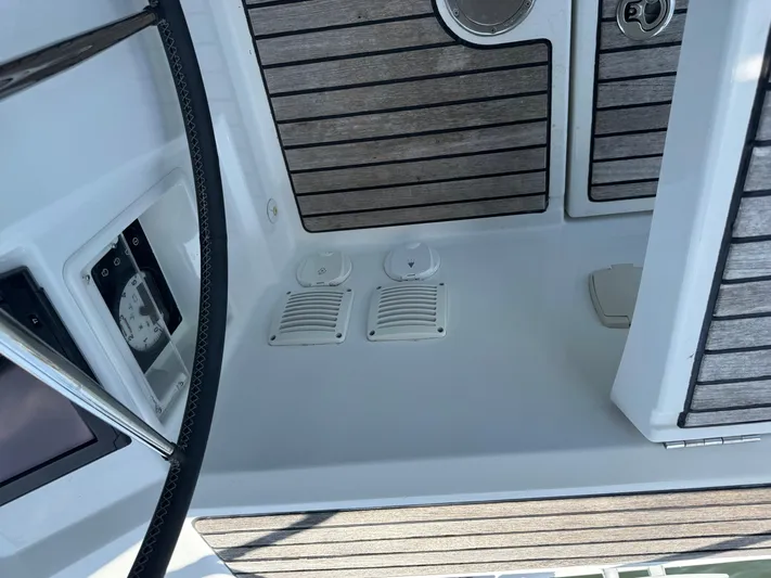 Lost By Chance Yacht Photos Pics 