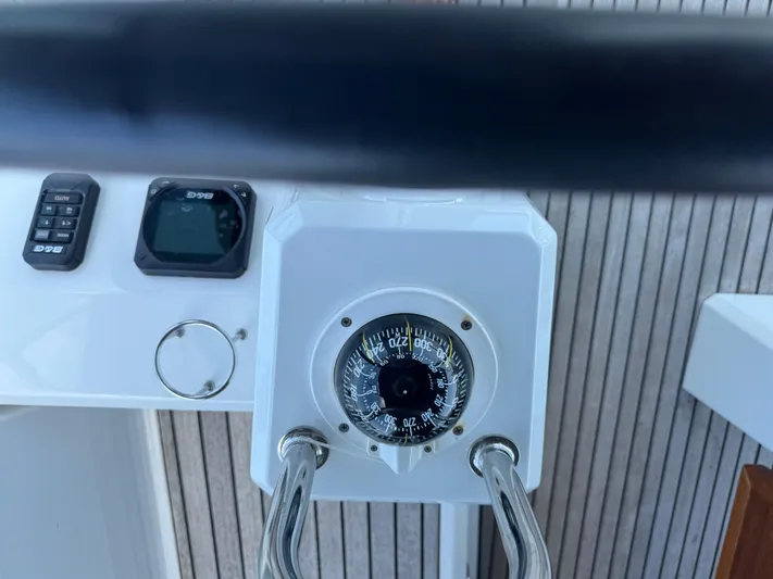 Lost By Chance Yacht Photos Pics 