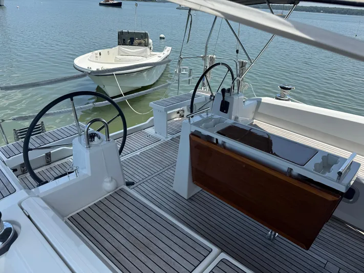 Lost By Chance Yacht Photos Pics 