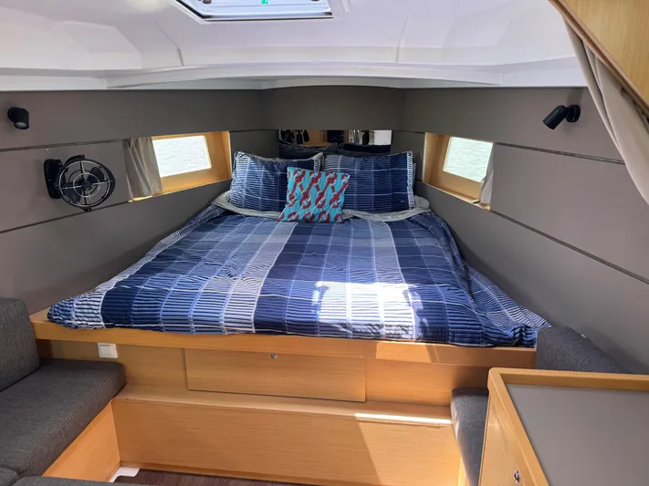 Lost By Chance Yacht Photos Pics 