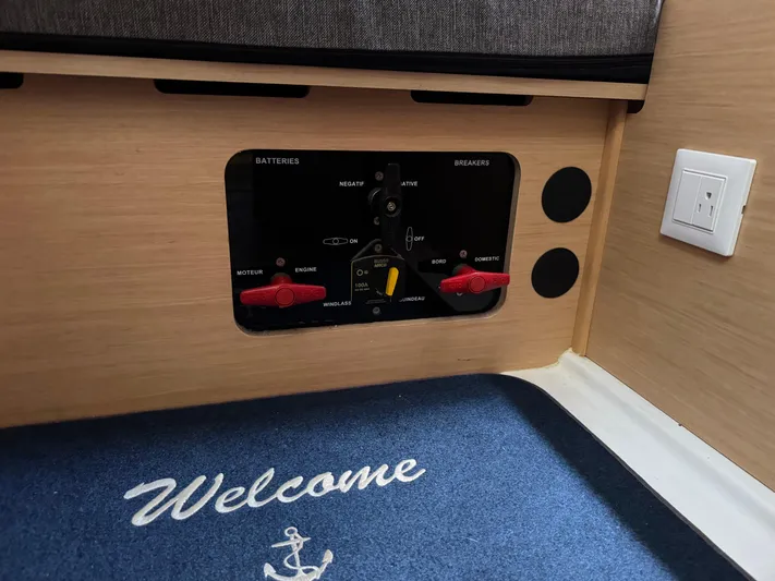 Lost By Chance Yacht Photos Pics 