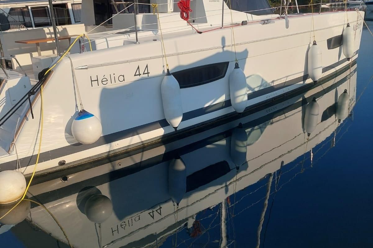 2019 Fountaine Pajot 43 