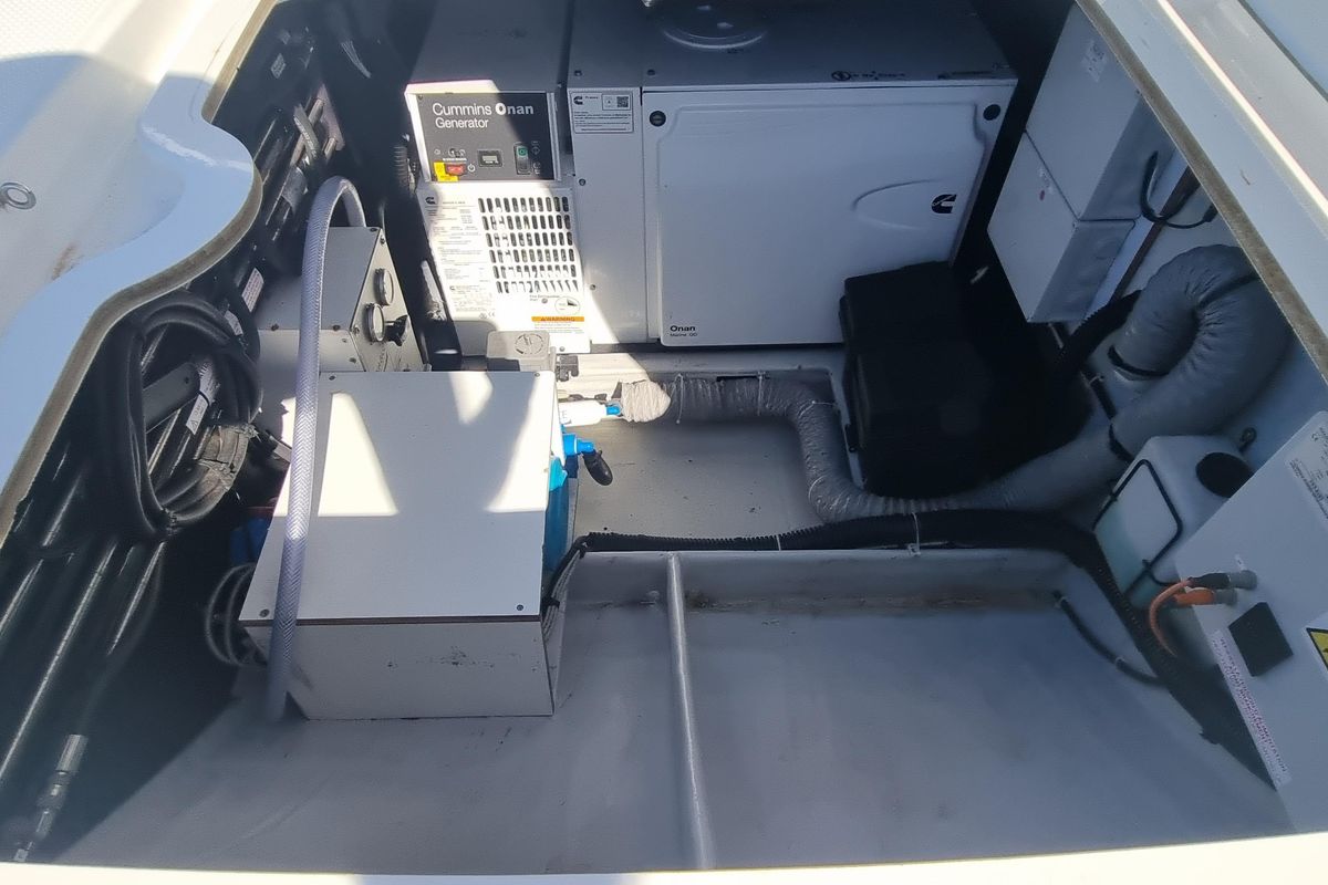 2019 Fountaine Pajot 43 