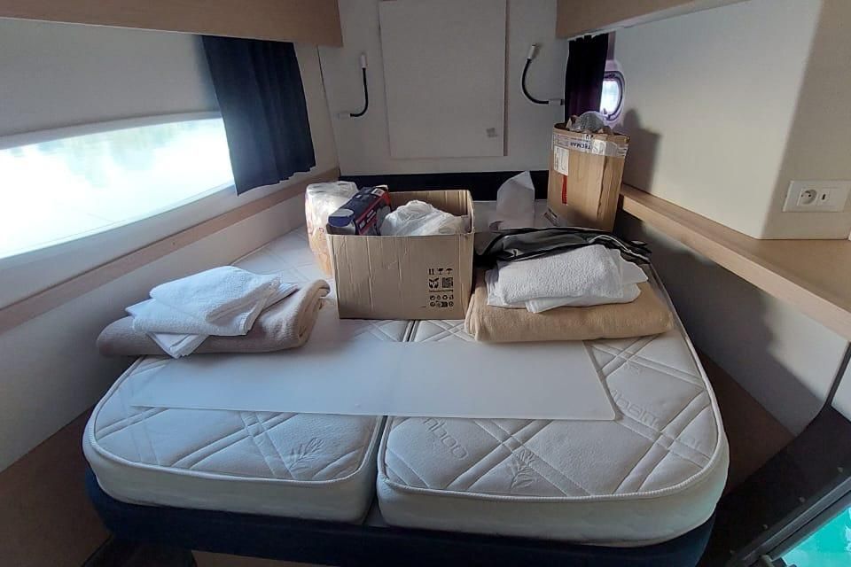 2019 Fountaine Pajot 43 