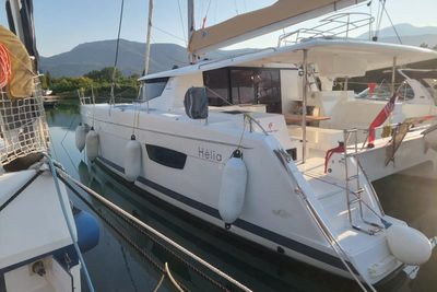 Yacht