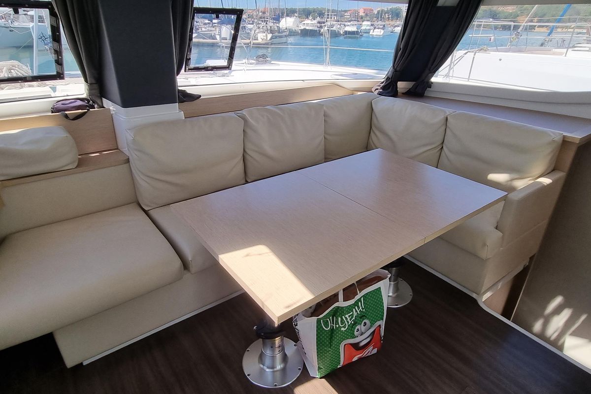 2019 Fountaine Pajot 43 