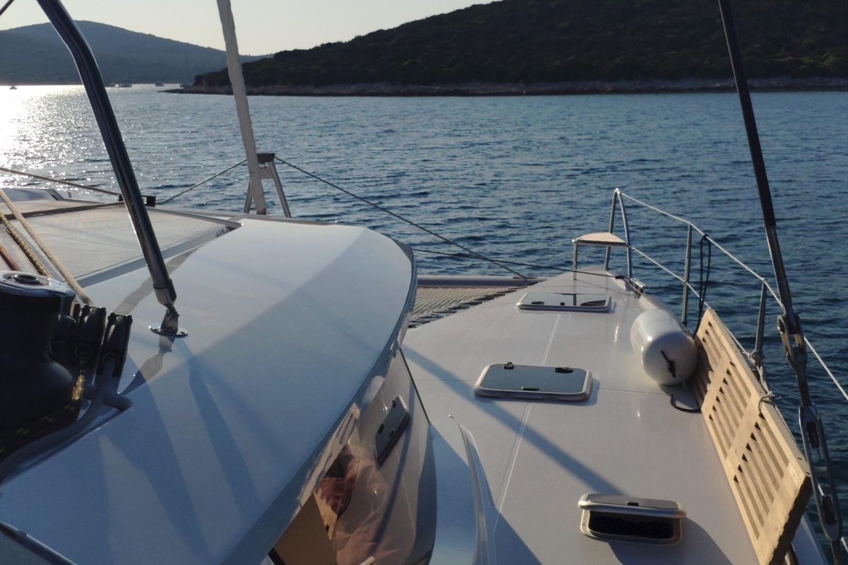 2019 Fountaine Pajot 43 