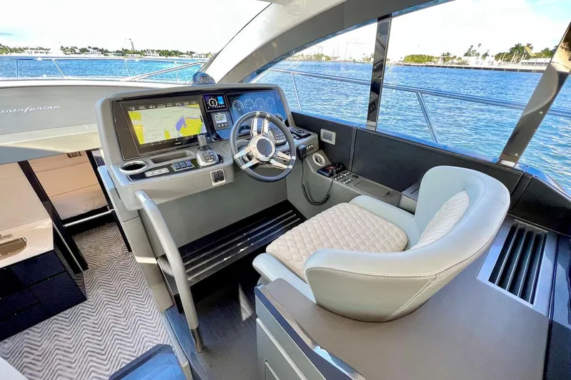  Yacht Photos Pics Manufacturer Provided Image