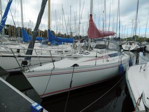1984 Beneteau First 29