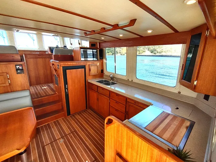 Keeper Yacht Photos Pics 