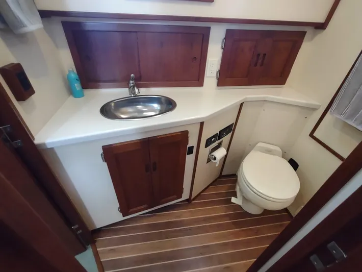 Keeper Yacht Photos Pics 