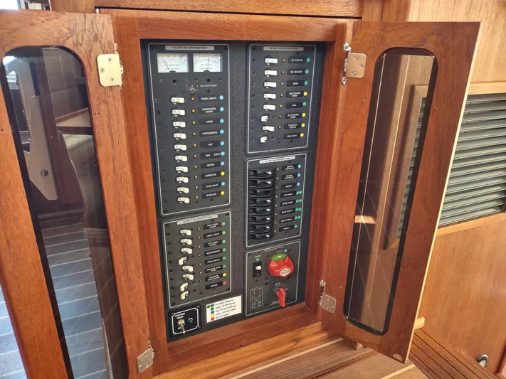 Keeper Yacht Photos Pics 