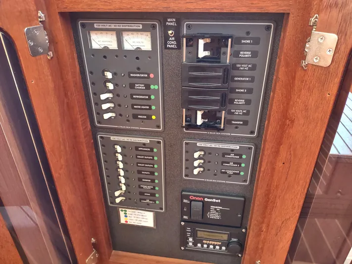 Keeper Yacht Photos Pics 