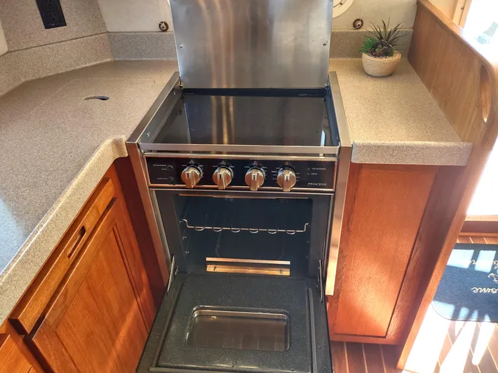 Keeper Yacht Photos Pics 