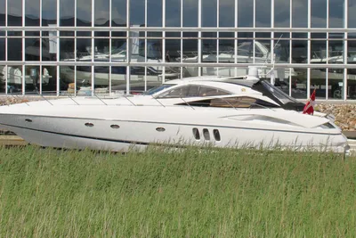 2004 Sunseeker Predator 68