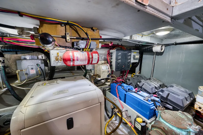 Turn The Paige Yacht Photos Pics 