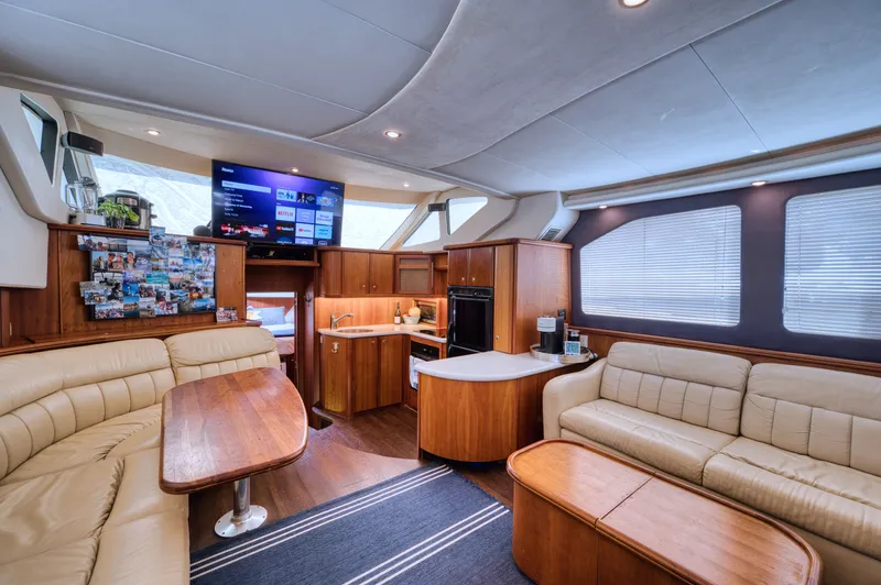 Turn The Paige Yacht Photos Pics 