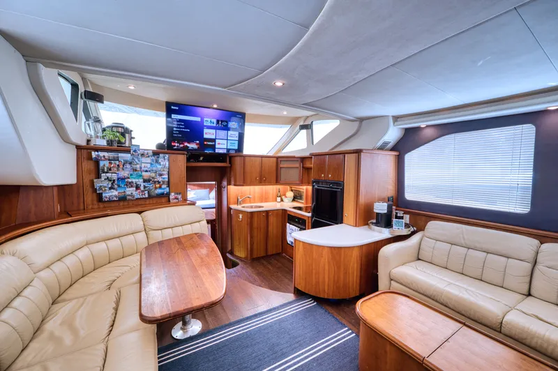 Turn The Paige Yacht Photos Pics 