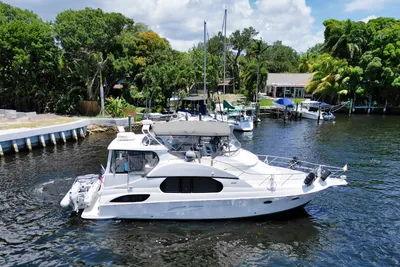 Silverton 43 Motor Yacht