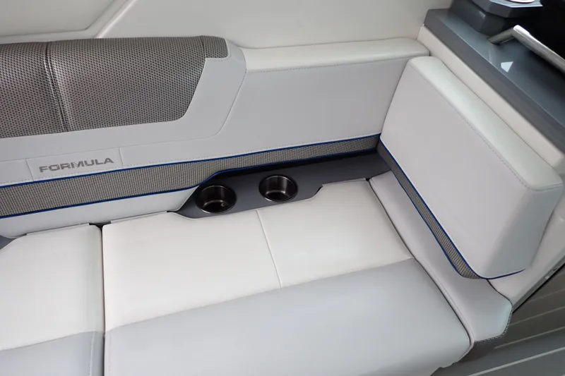  Yacht Photos Pics 2023 Formula 380 Super Sport Crossover OB interior seating with cup holders.