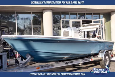 Hewes Redfisher 16