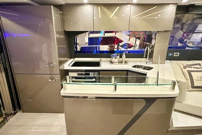  Yacht Photos Pics Manufacturer Provided Image