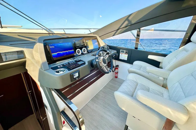  Yacht Photos Pics Manufacturer Provided Image