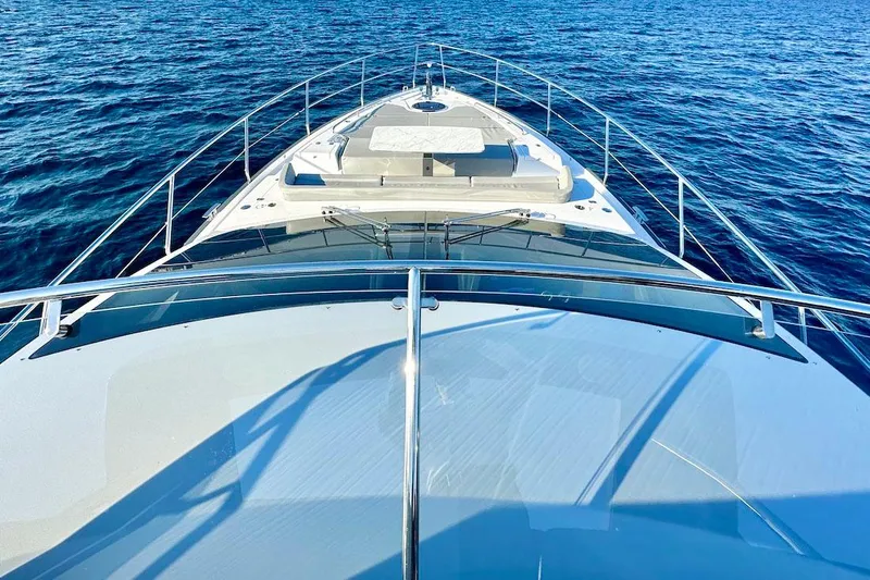  Yacht Photos Pics Manufacturer Provided Image