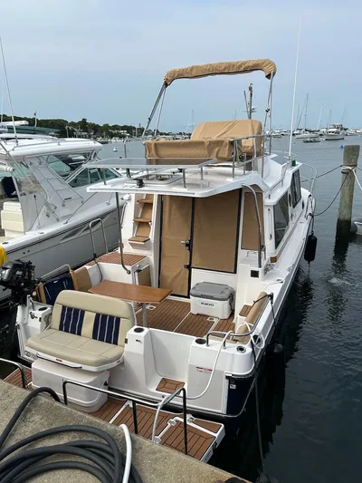 Beach House Yacht Photos Pics Stern Seat/Bridge