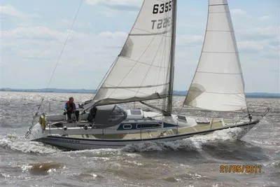 1989 Dehler 34