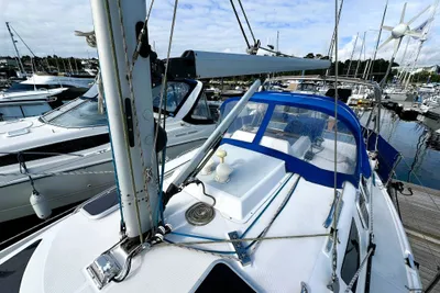 2001 Hunter Legend 320