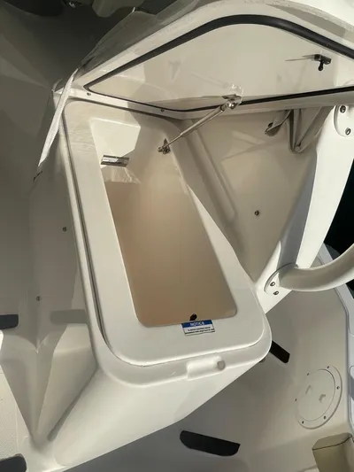 Mama Lucia Yacht Photos Pics 