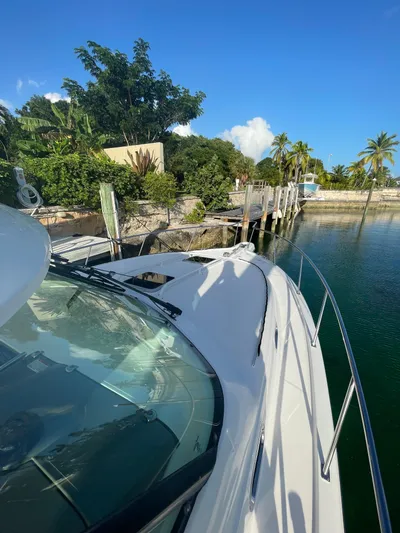 Mama Lucia Yacht Photos Pics 