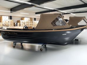 2023 Oud Huijzer 575 Luxury