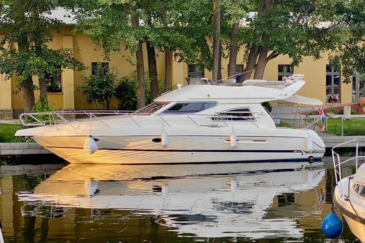 1995 Cranchi Atlantique 38 Fly