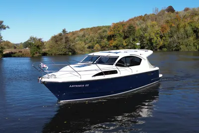 2021 Haines 36 Sedan