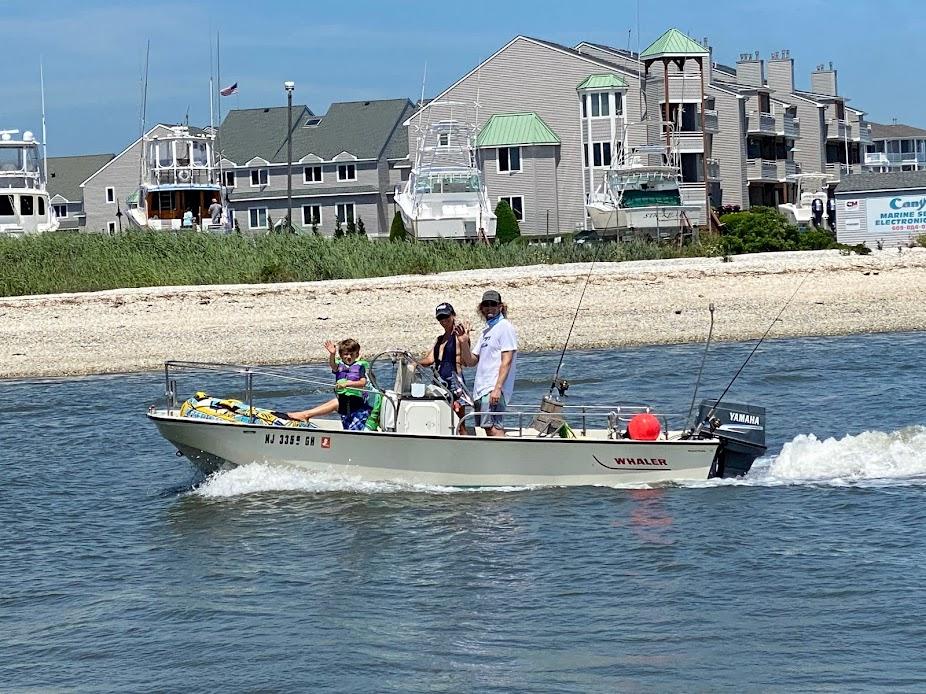 1987 Boston Whaler 17 Montauk