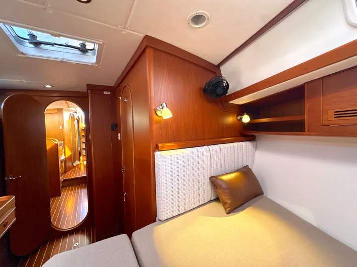 Tack Yacht Photos Pics 