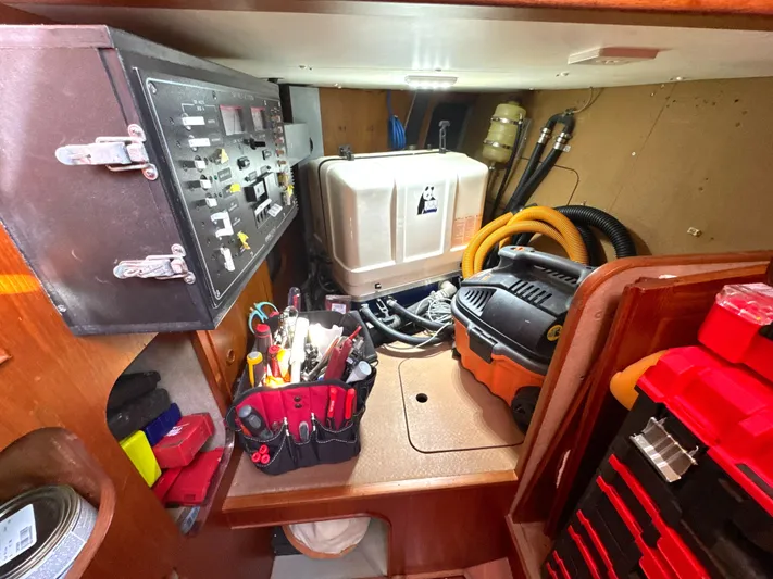 Tack Yacht Photos Pics 