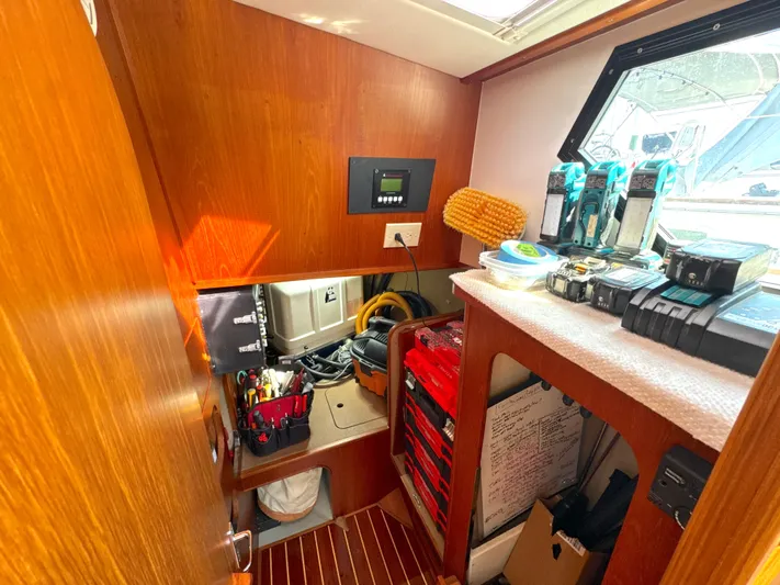 Tack Yacht Photos Pics 